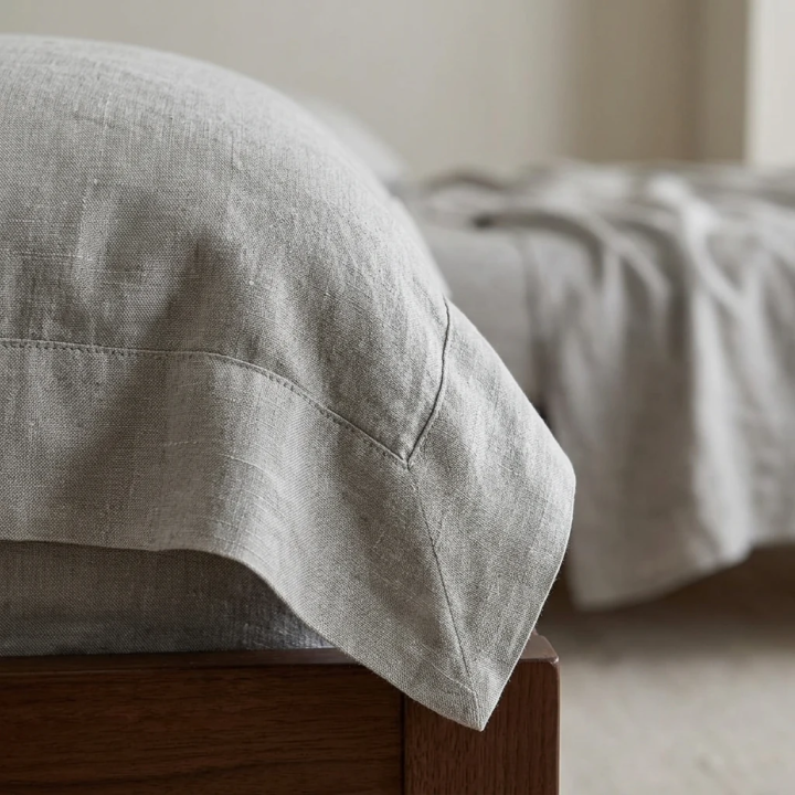 Oatmeal natural linen linen oxford pillowcase — detail, modern Scandinavian bedroom